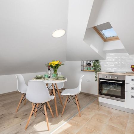 Mucho Mas Apartment Rijeka Ngoại thất bức ảnh