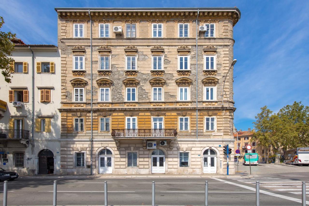 Mucho Mas Apartment Rijeka Ngoại thất bức ảnh